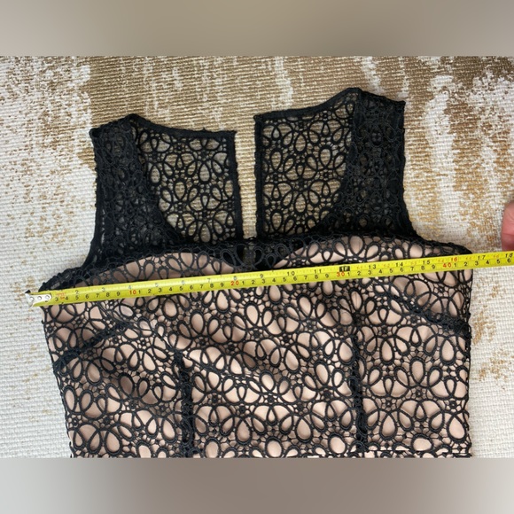 ANN TAYLOR Black Lace Overlay Sheath Dress | Size 2 - Picture 16 of 16